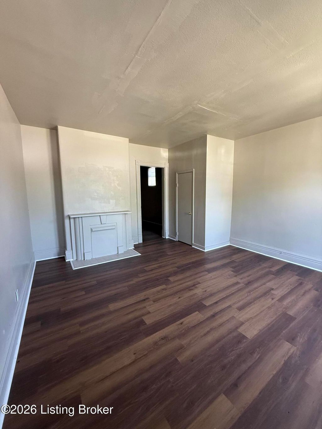 Photo of 2503 W Main St, Louisville, KY 40212 (MLS # 1707720)