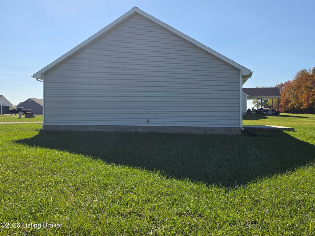Photo of 133 Lakeside Pl, Campbellsville, KY 42718 (MLS # 1732520)