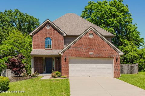 Photo of 4705 Bay Cove Ct, Louisville, KY 40245 (MLS # 1717490)