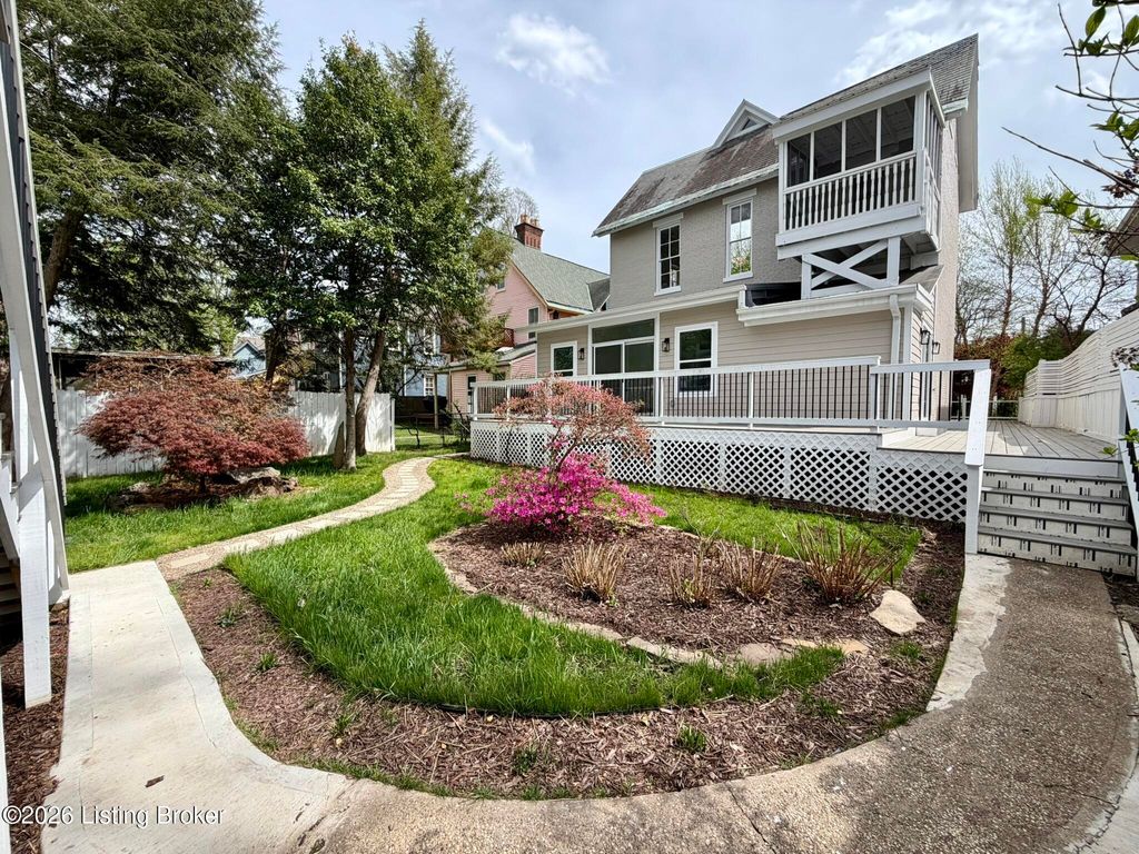 Photo of 1409 Hepburn Ave, Louisville, KY 40204 (MLS # 1716021)