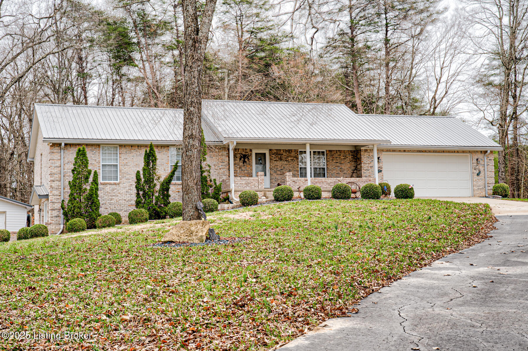 1670 Pine Creek Trail, Shepherdsville, Kentucky image 2