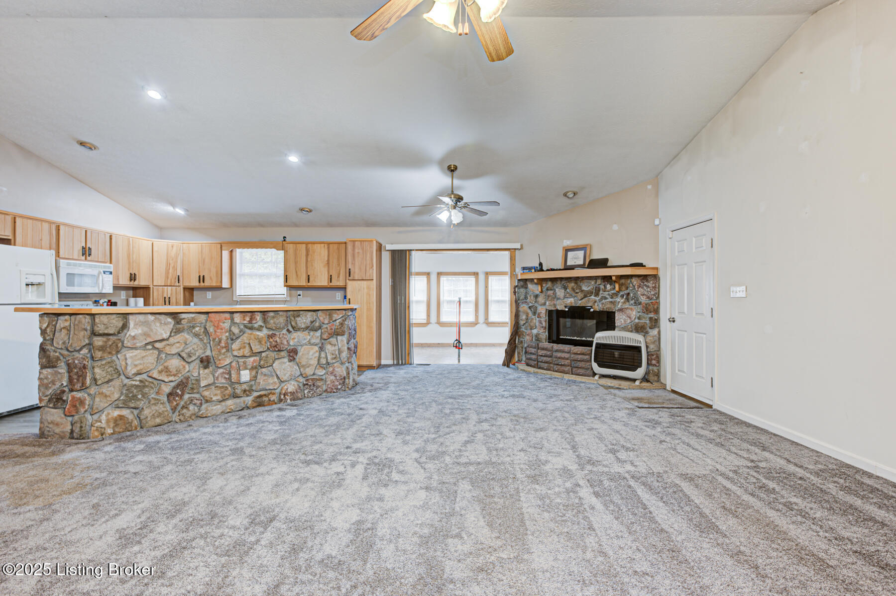 1670 Pine Creek Trail, Shepherdsville, Kentucky image 7
