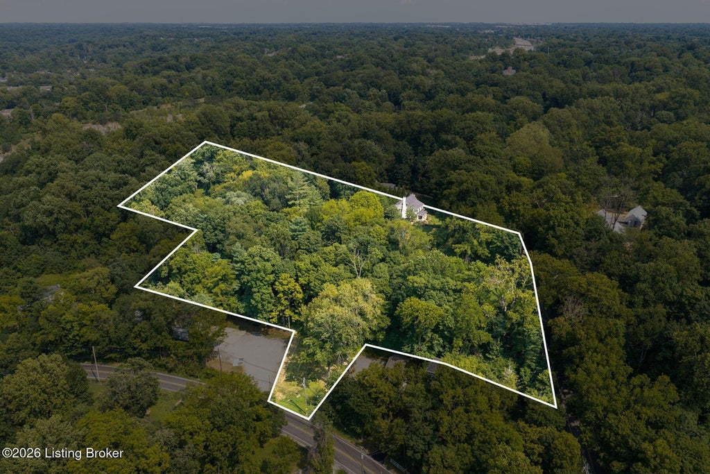 Photo of 6209 Wolf Pen Branch Rd, Prospect, KY 40059 (MLS # 1727237)