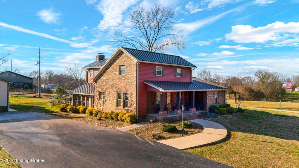 Photo of 1109 Halifax Rd, Scottsville, KY 42164 (MLS # 1707085)