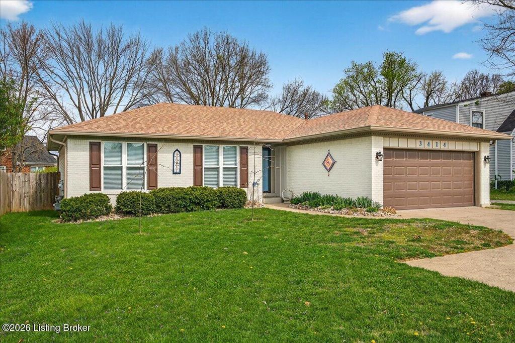 Photo of 3414 Hunsinger Ln, Louisville, KY 40220 (MLS # 1712230)