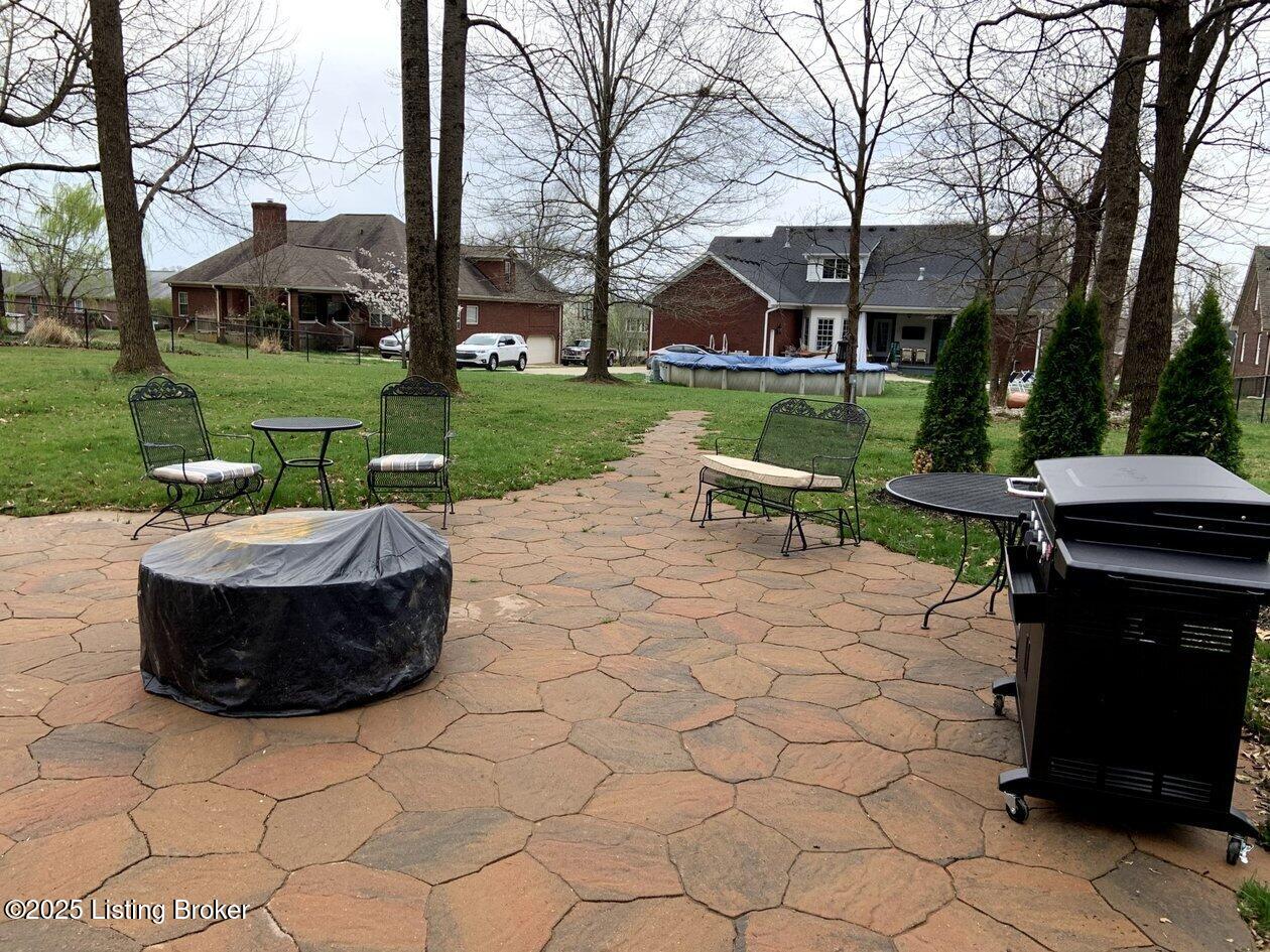 659 Burlwood Cir, Mt Washington, Kentucky image 4