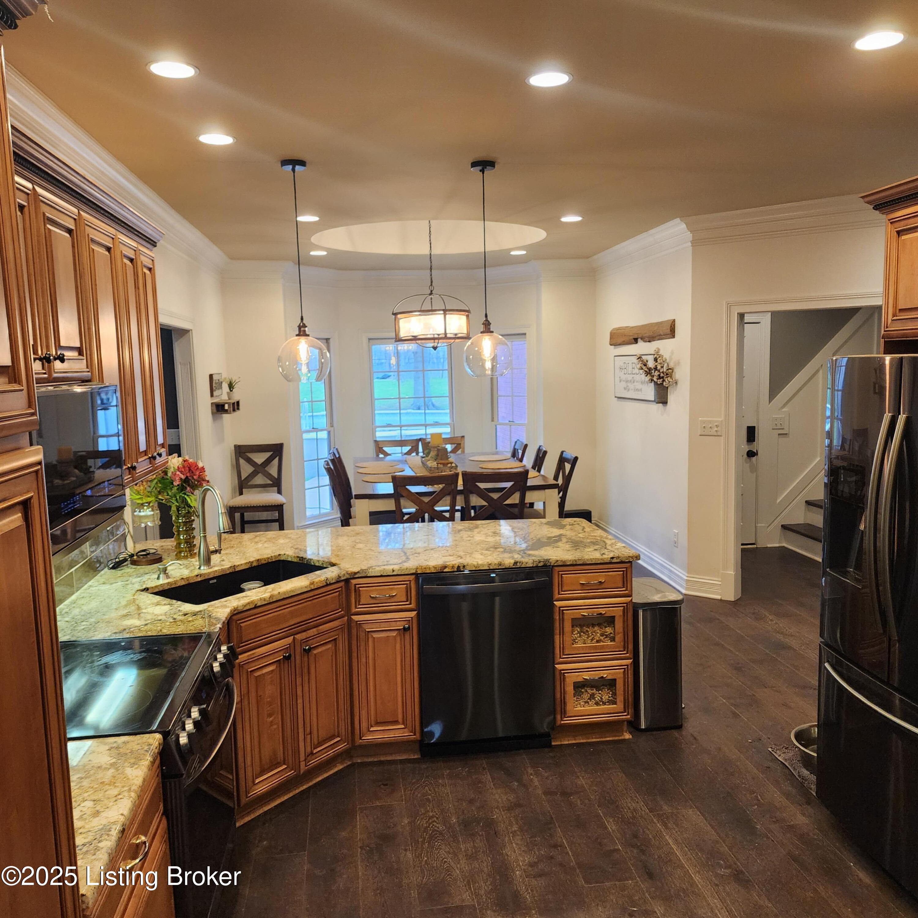 659 Burlwood Cir, Mt Washington, Kentucky image 5