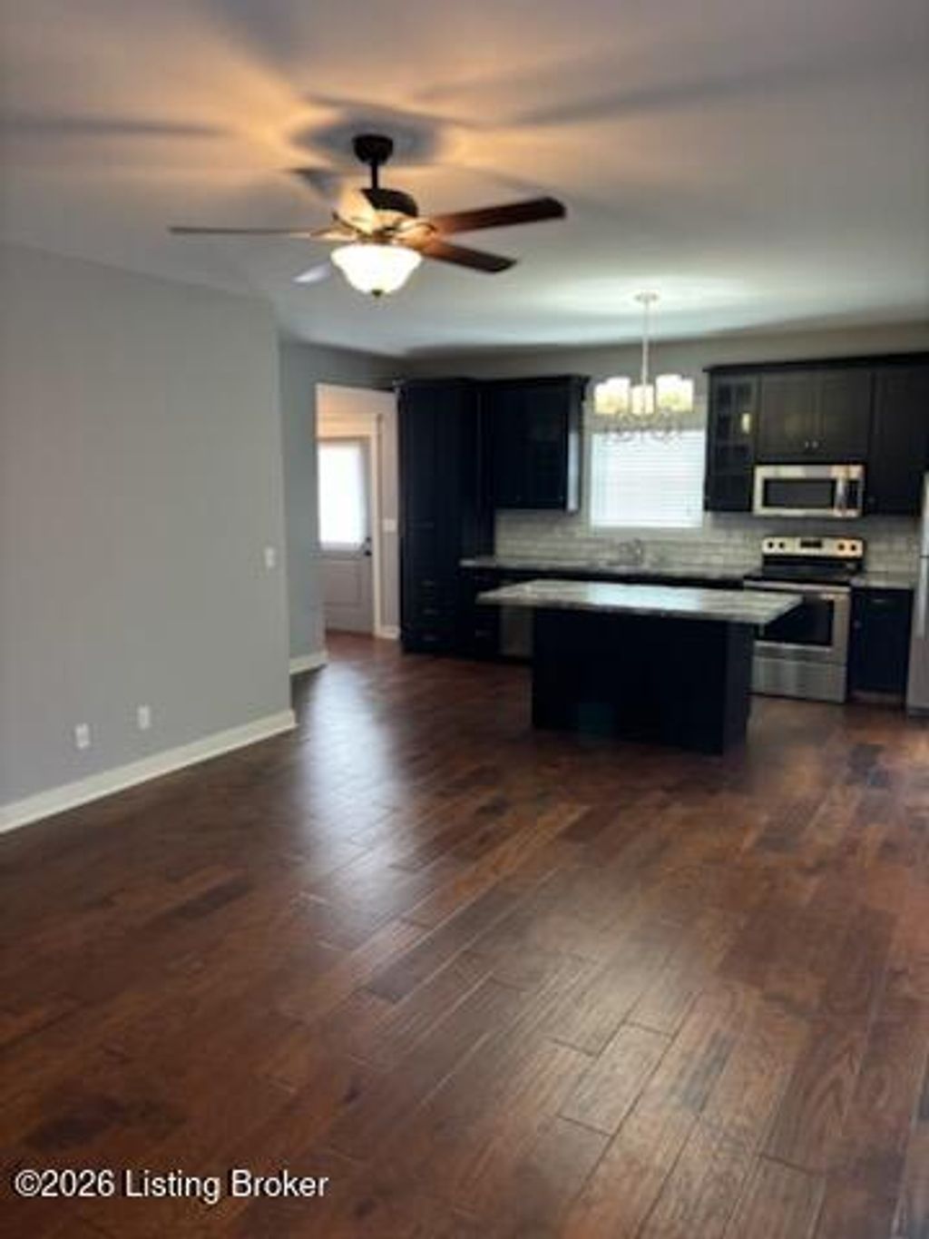 Photo of 8 E Maidens, Bardstown, KY 40004 (MLS # 1710862)