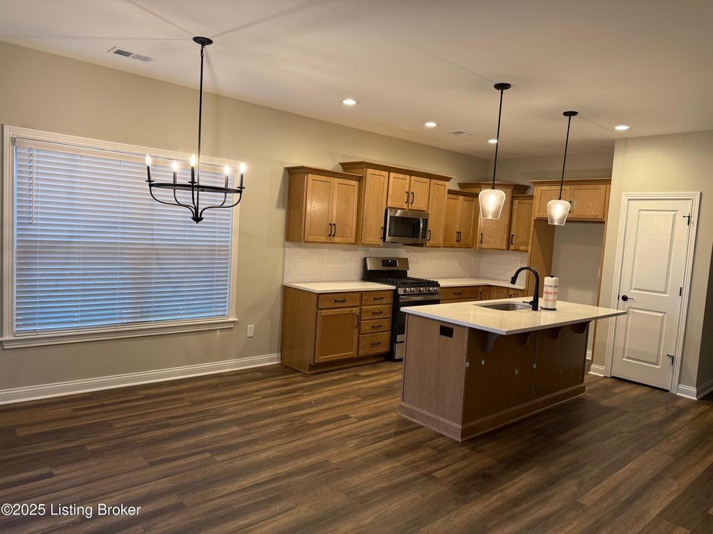 Photo of 2805 Alder Wood Ln, La Grange, KY 40031 (MLS # 1704080)