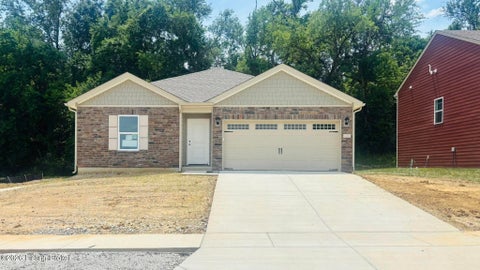 Homes For Sale - 7100 Train Station Way<br/> Louisville, KY 40272
