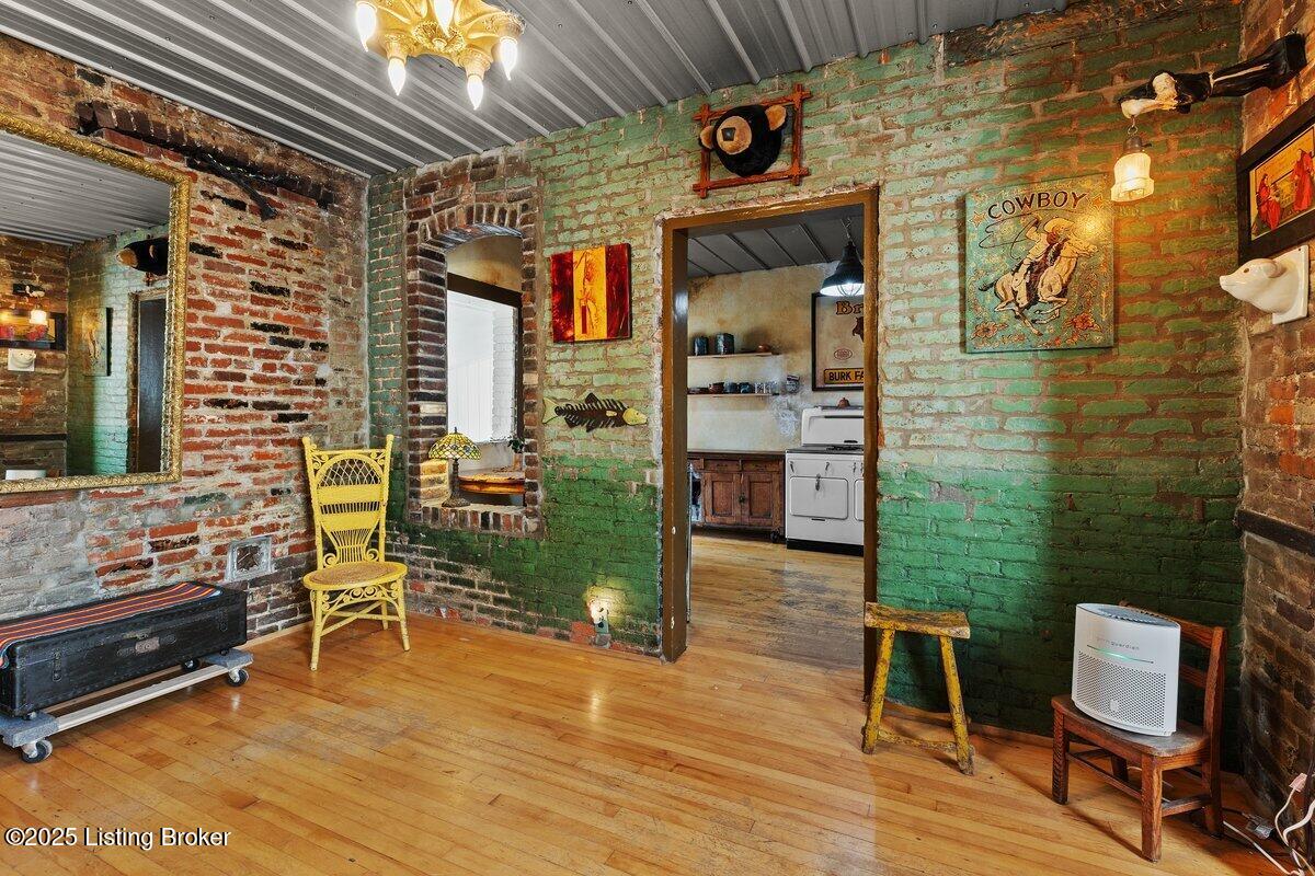 912 Franklin St, Louisville, Kentucky image 11