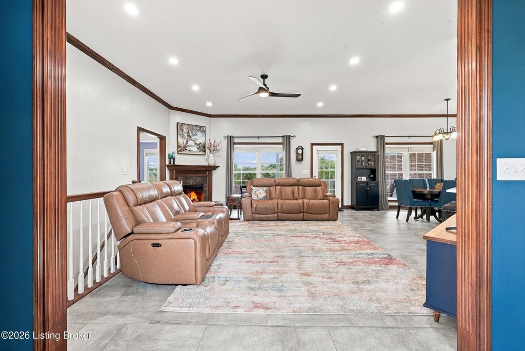 Photo of 307 Pine View Ct, Mt Washington, KY 40047 (MLS # 1729843)