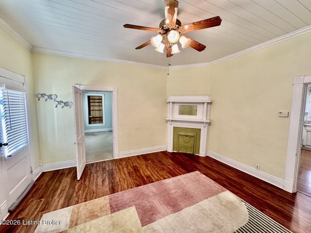 Photo of 204 Covington Ave, Springfield, KY 40069 (MLS # 1733380)
