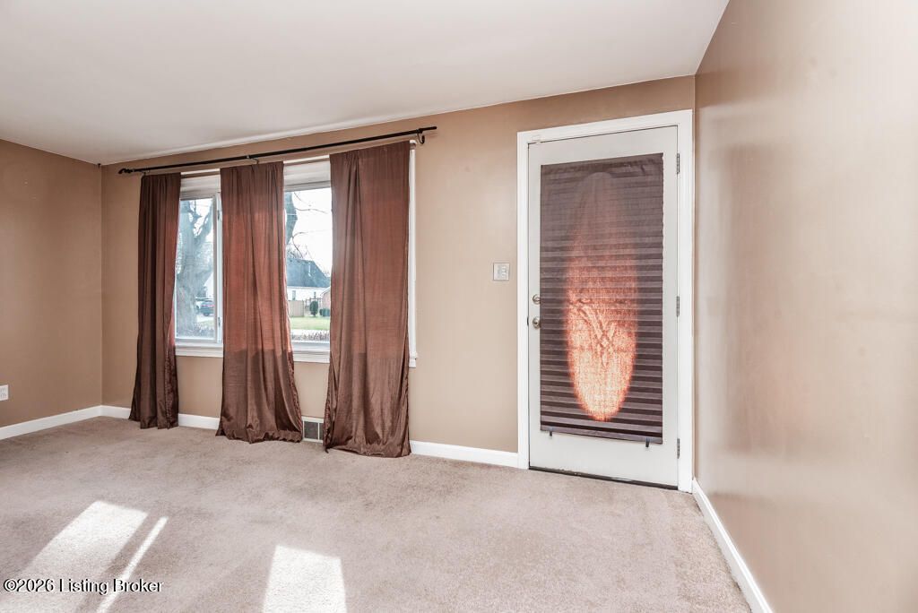 Photo of 2613 Alva Dr, Louisville, KY 40216 (MLS # 1707630)