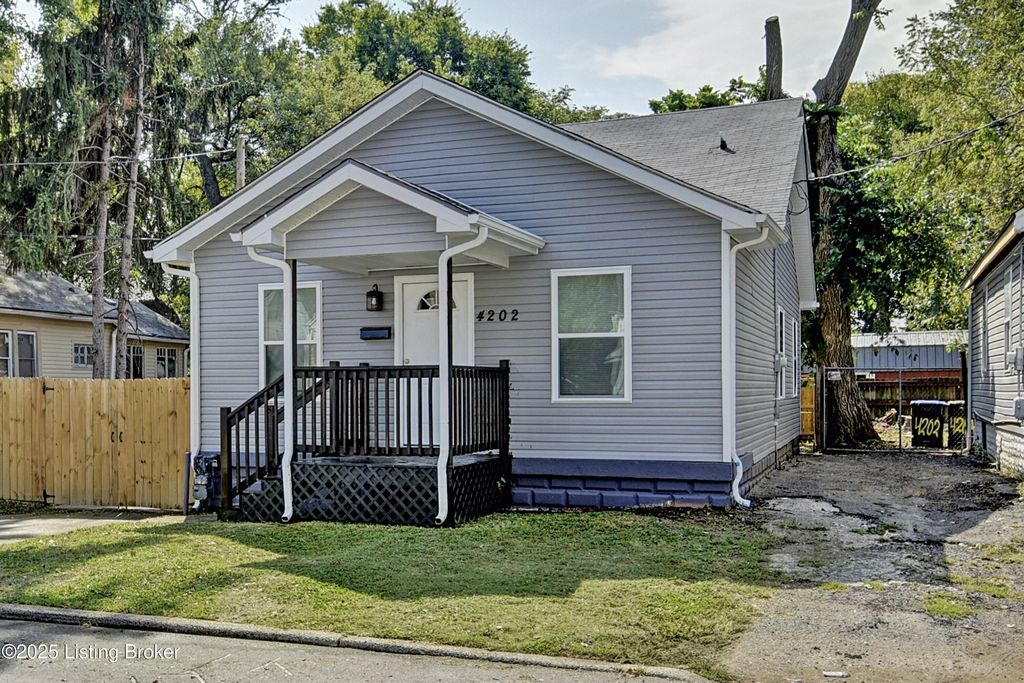 Photo of 4202 Fordson Way, Louisville, KY 40211 (MLS # 1710638)