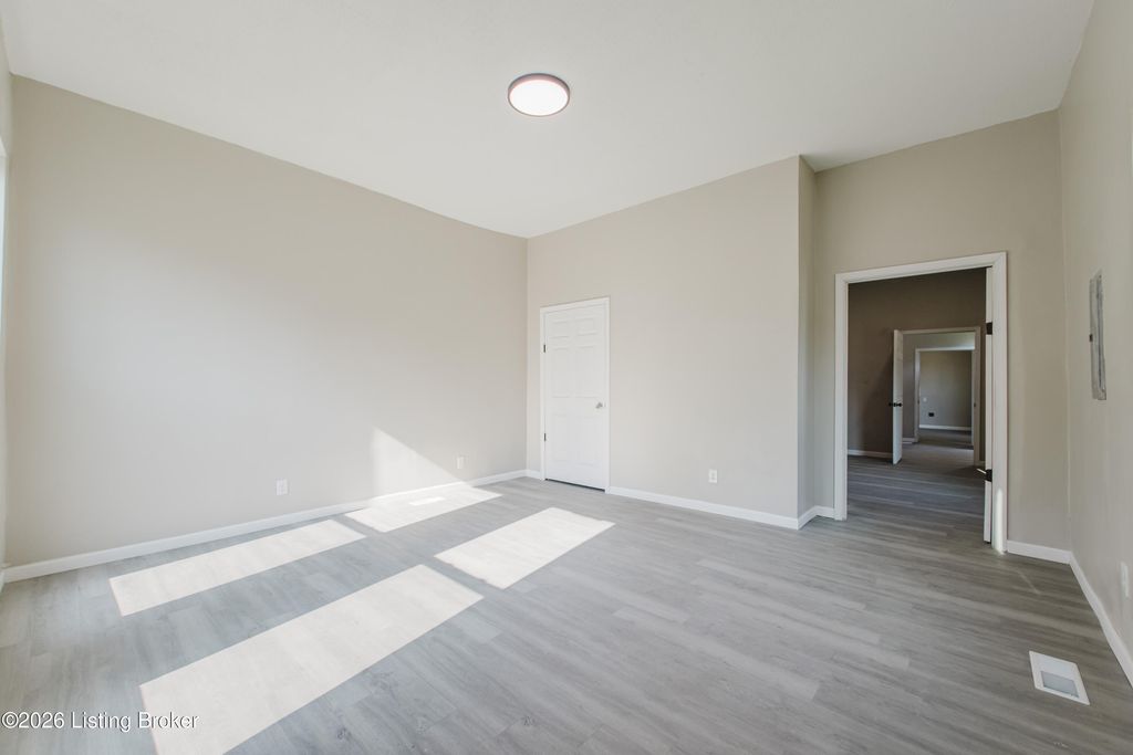 Photo of 112 Dr W. J. Hodge St, Louisville, KY 40203 (MLS # 1723655)