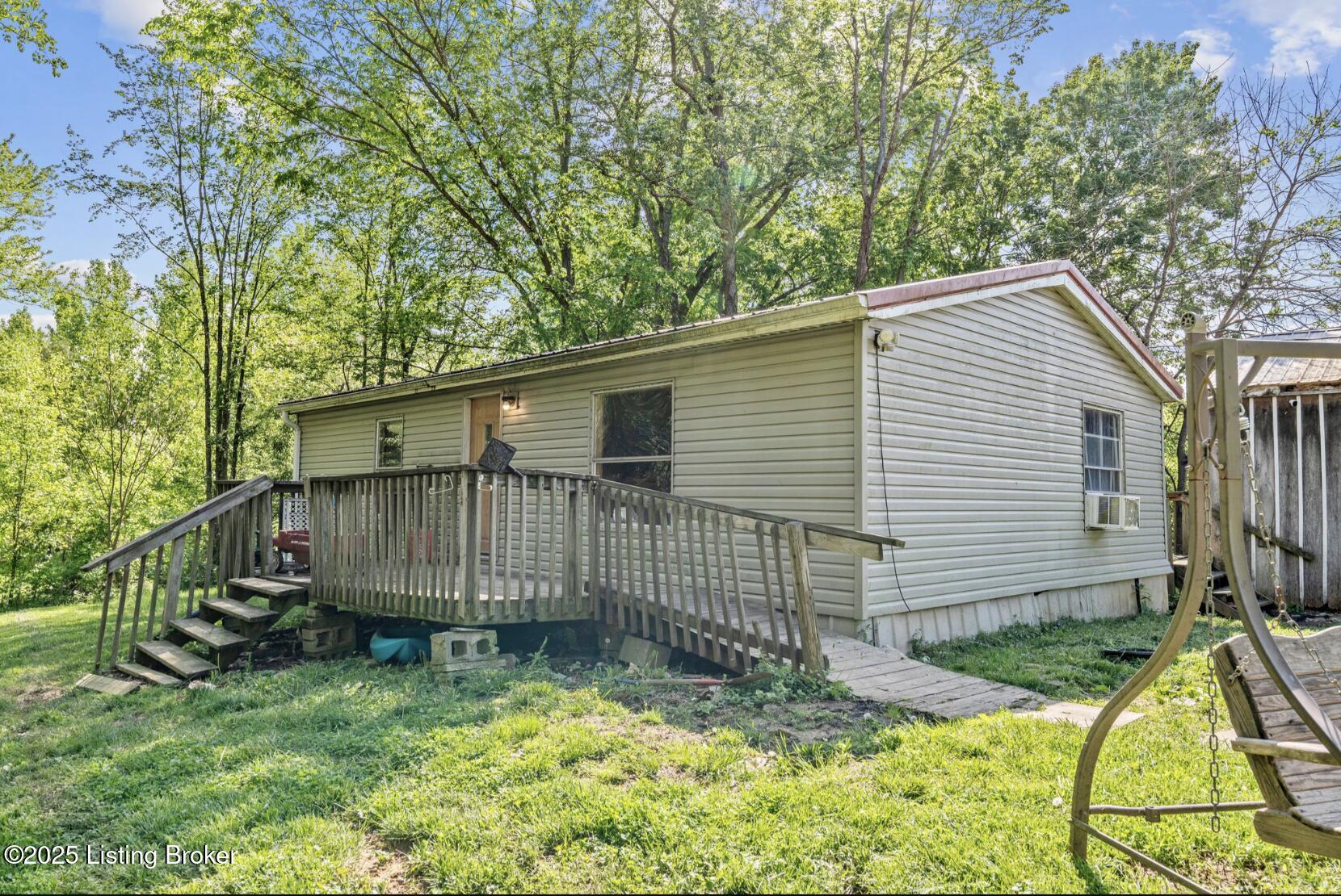 1115 Tilley Dr, Carrollton, Kentucky image 1
