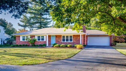 Homes For Sale - 4497 Brownsboro Rd<br/> Jefferson County, Louisville, KY 40207