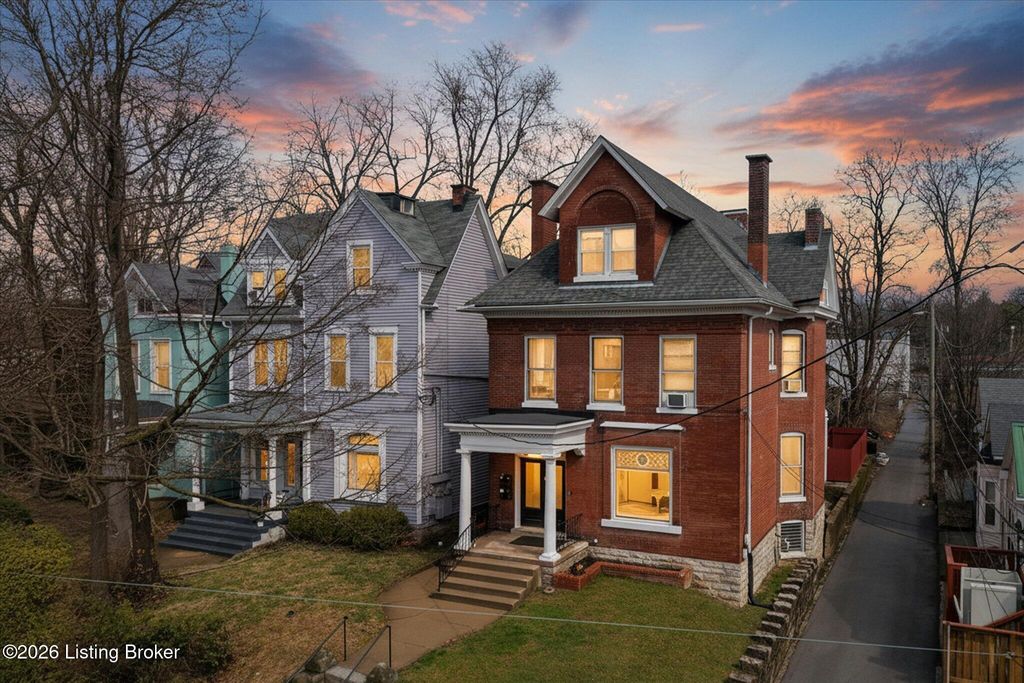 Photo of 817 Rubel Ave, Louisville, KY 40204 (MLS # 1710742)