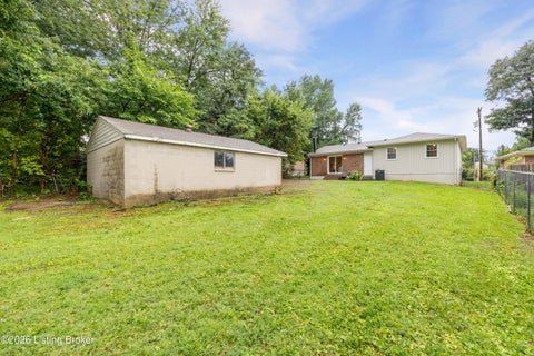 Tiny photo for 9209 Willowwood Way, Louisville, KY 40299 (MLS # 1730237)