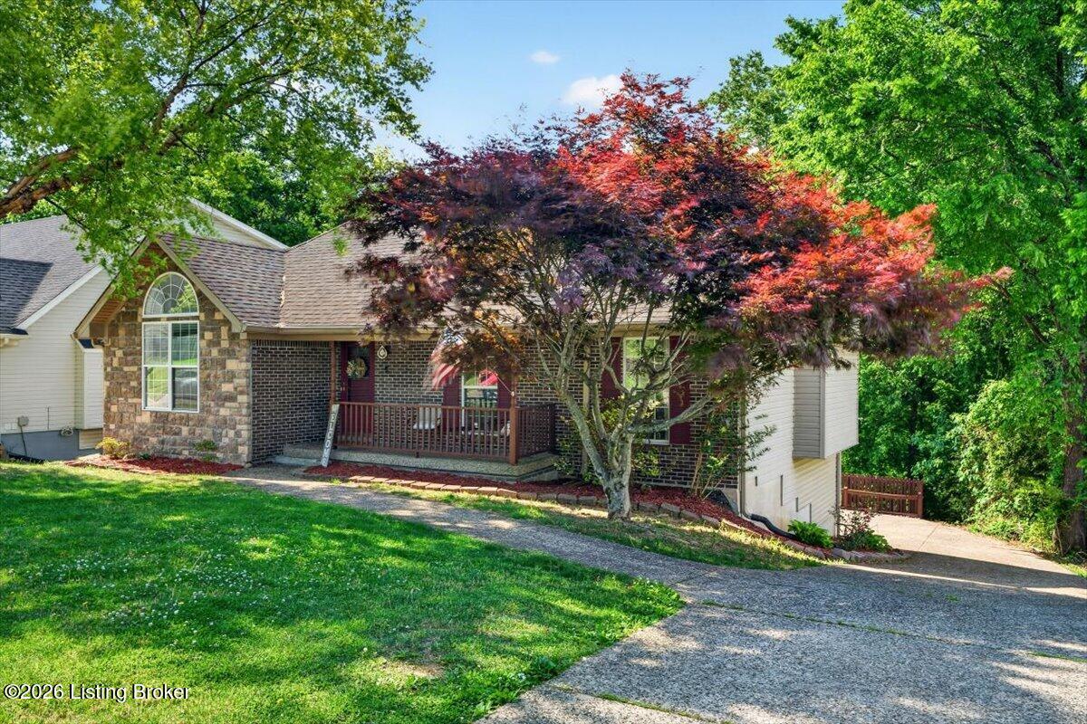 6200 Whispering Hills Blvd