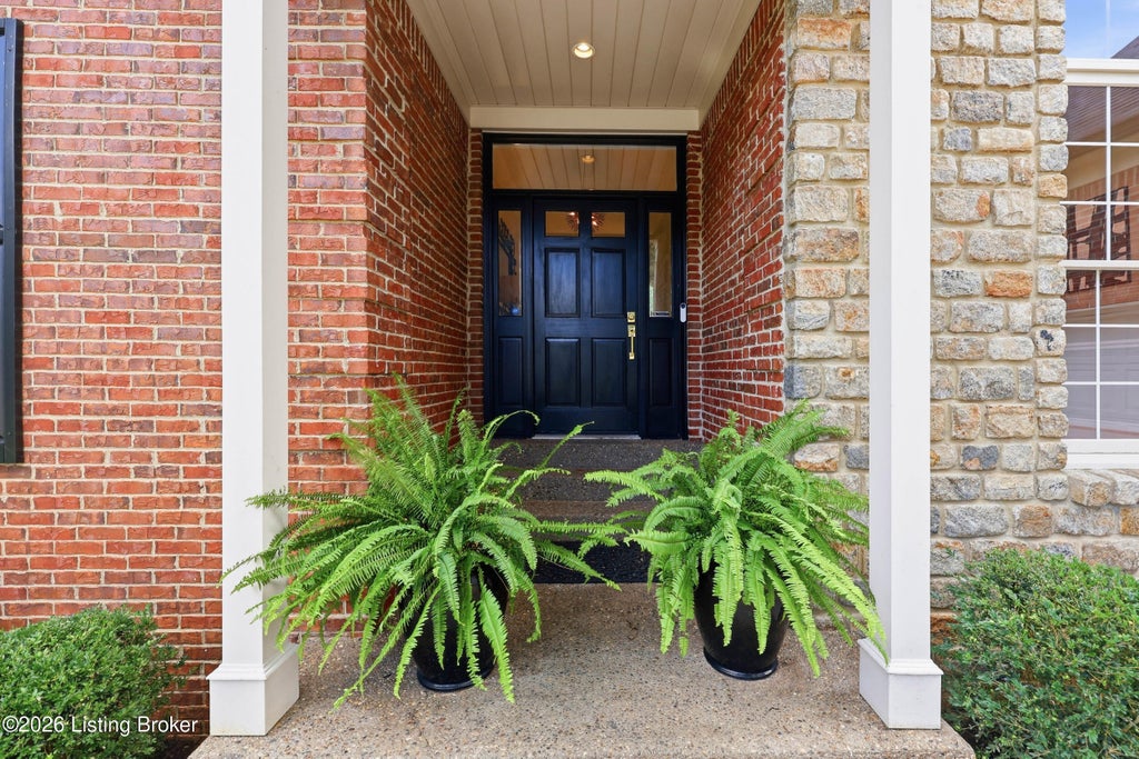 Photo of 17120 Mallet Hill Dr, Louisville, KY 40245 (MLS # 1723617)