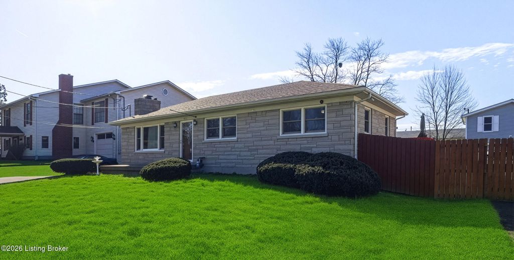 Photo of 5110 Johnsontown Rd, Louisville, KY 40272 (MLS # 1712383)