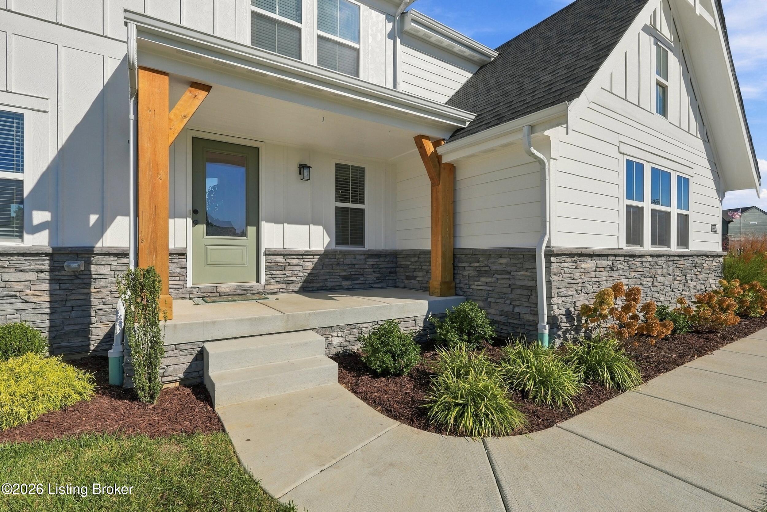 2224 Summit View Ct