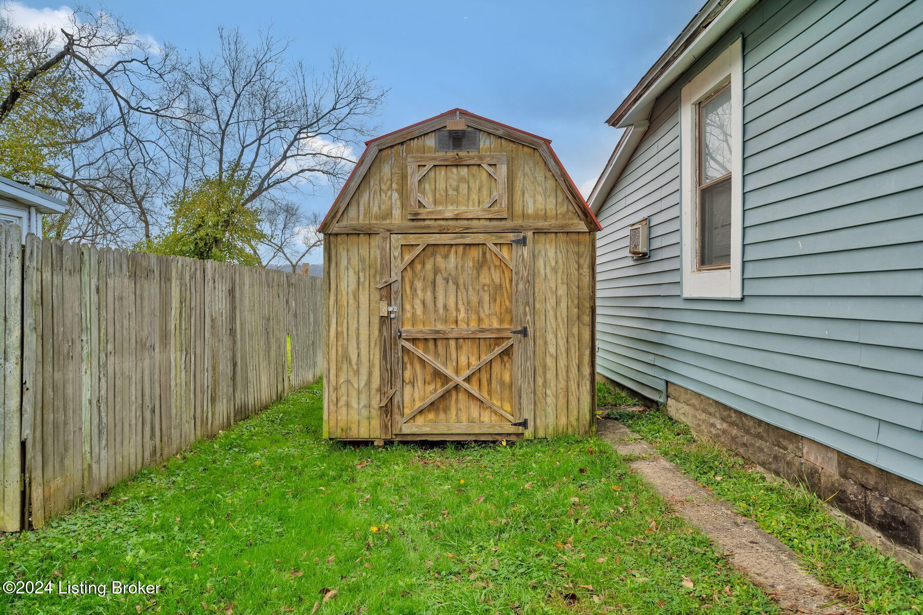 106 S Maple St, Worthville, Kentucky image 32