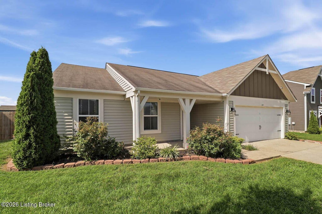 Photo of 105 Mountain Stone Ct #1602500, Shepherdsville, KY 40165 (MLS # 1722293)