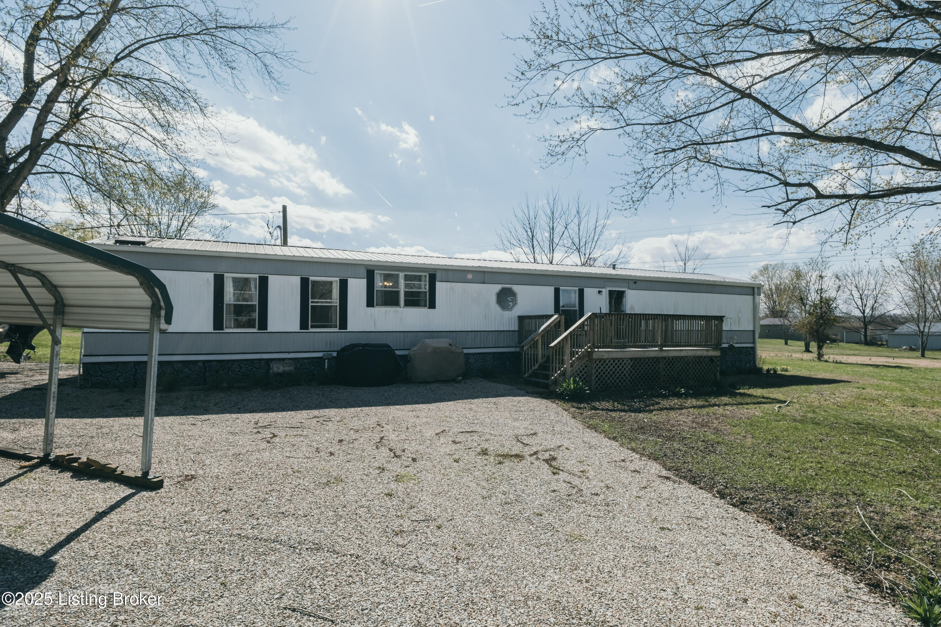 242 E E. Holiday Beach Loop, McDaniels, Kentucky image 39