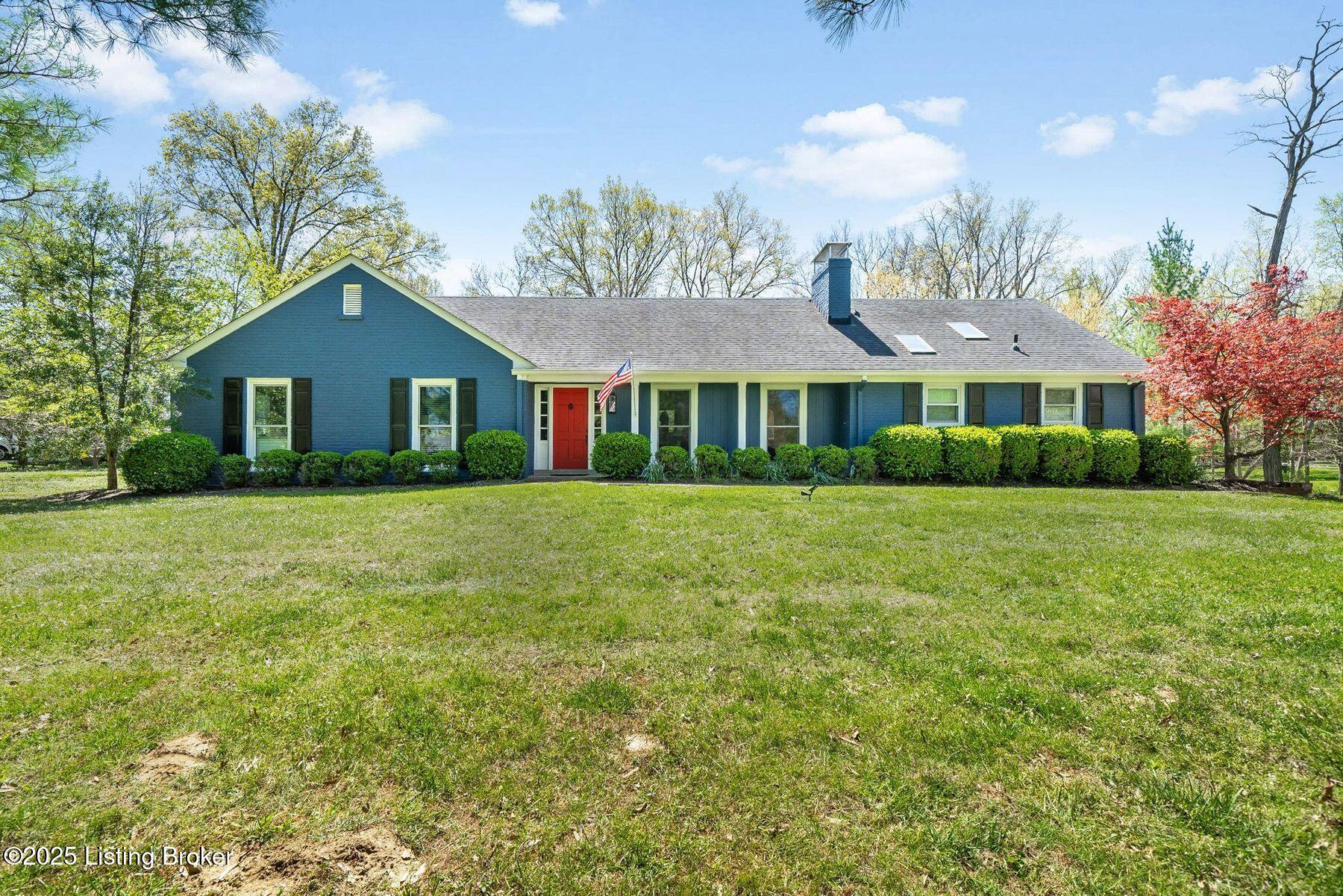 2102 Meadow Lane Ct, Louisville, Pennsylvania image 1