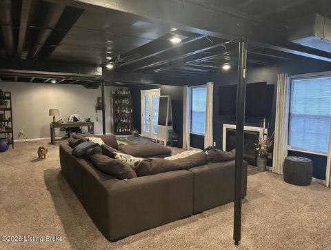 Photo of 7004 Top Walnut Ct, Louisville, KY 40229 (MLS # 1709963)