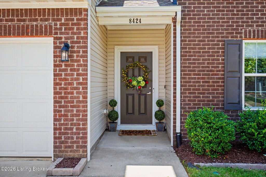 Photo of 8424 Warbler Branch Way, Louisville, KY 40229 (MLS # 1723665)