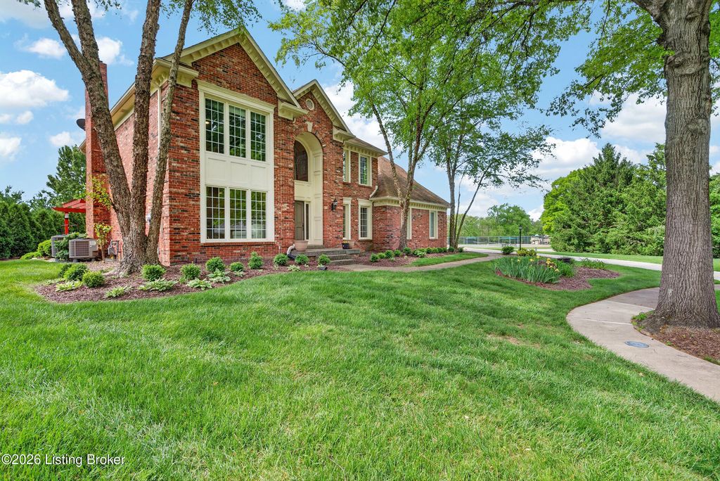 Photo of 4900 Olde Creek Way, Prospect, KY 40059 (MLS # 1714997)