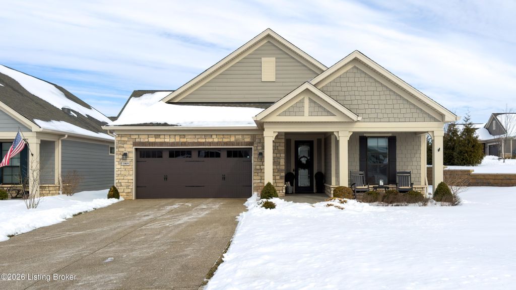 Photo of 1809 Dressage Cir, Louisville, KY 40245 (MLS # 1708288)