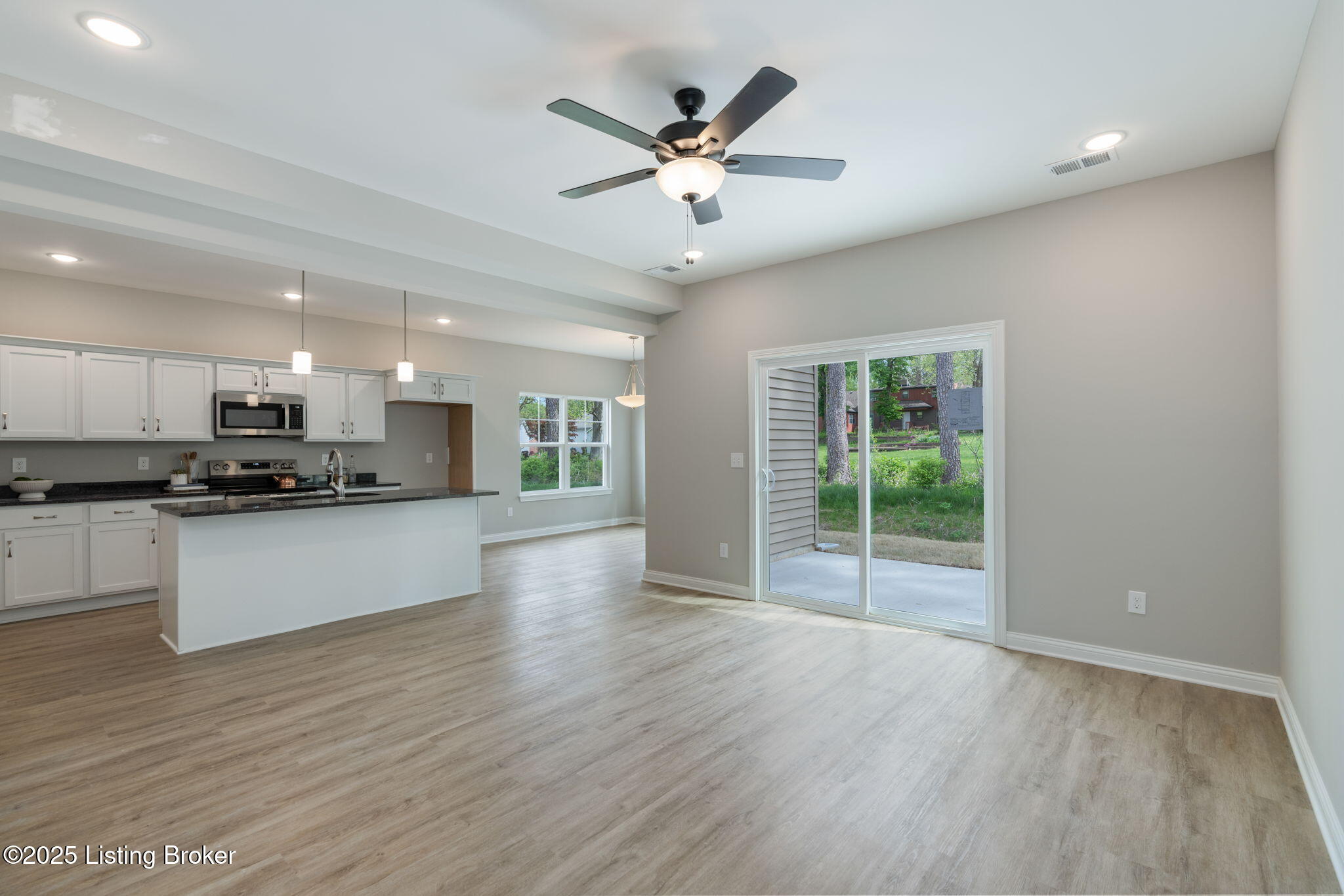 1339 Etawah Ave, Louisville, Pennsylvania image 6
