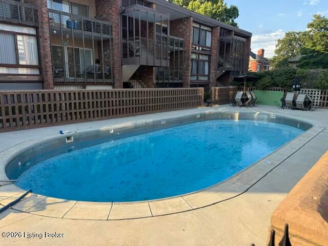 Photo of 1040 Cherokee Rd #APT F1, Louisville, KY 40204 (MLS # 1729564)