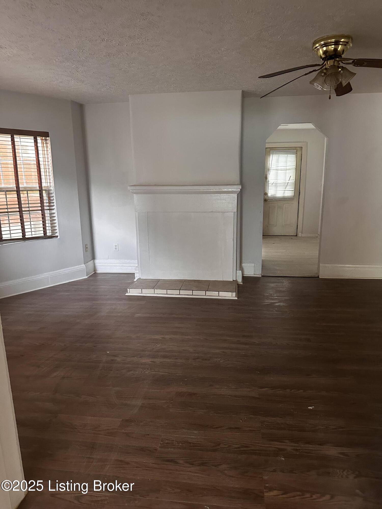 2325 Bolling Ave, Louisville, Kentucky image 5