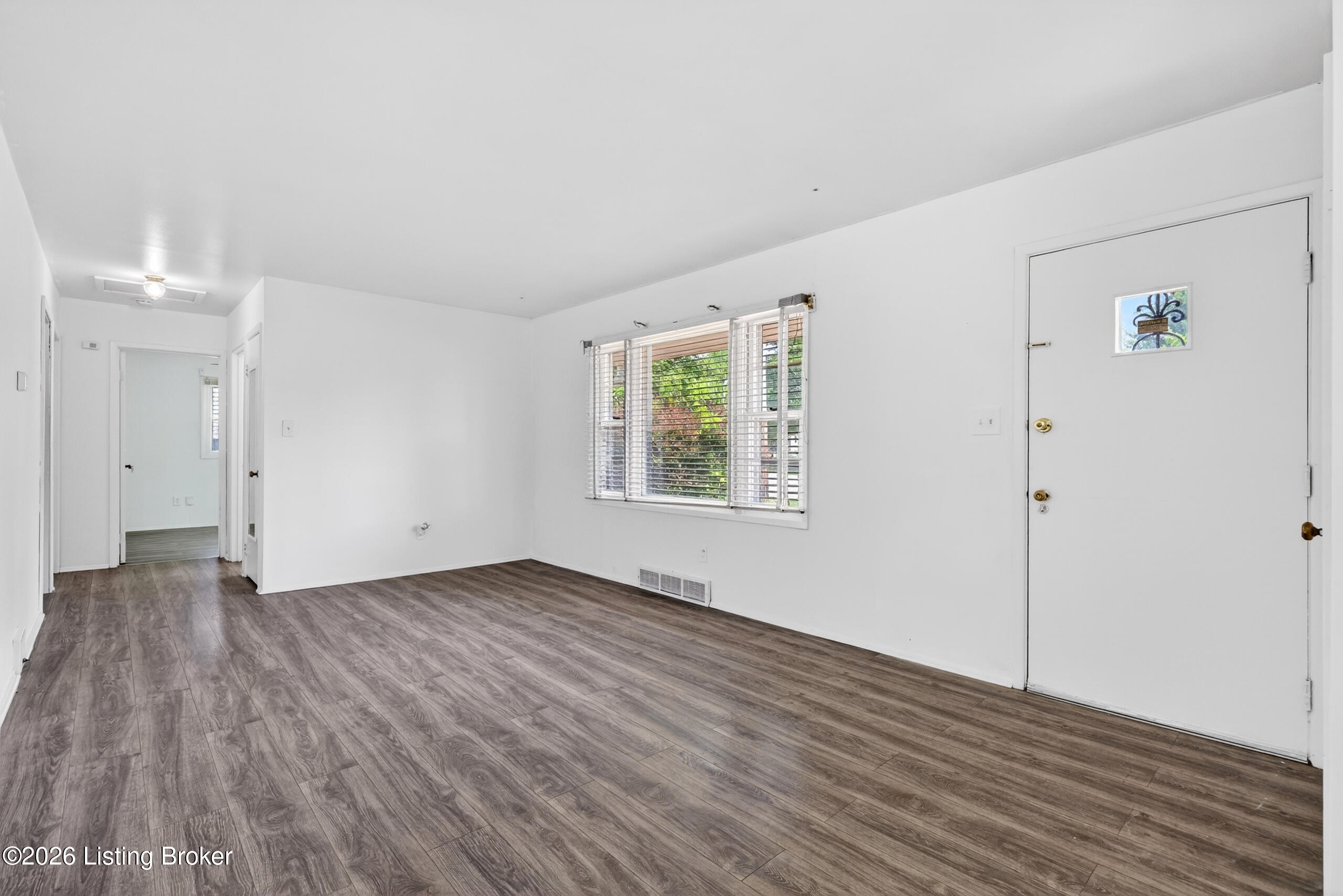 308 W Southside Ct