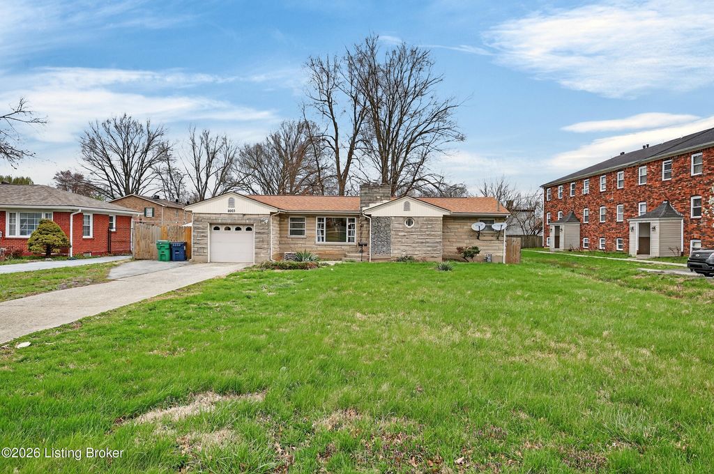 Photo of 2003 Rockford Ln, Louisville, KY 40216 (MLS # 1716036)