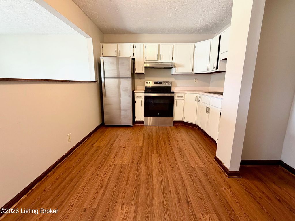 Photo of 3979 Scenic Trl #6, Shepherdsville, KY 40165 (MLS # 1713631)