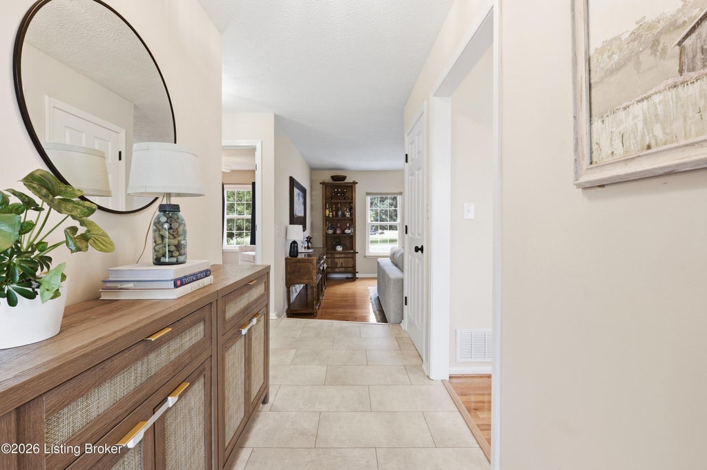 Photo of 7406 Commonwealth Dr, Crestwood, KY 40014 (MLS # 1728244)