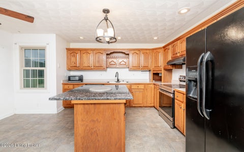 Tiny photo for 92 Venetia Dr, Willisburg, KY 40078 (MLS # 1728939)