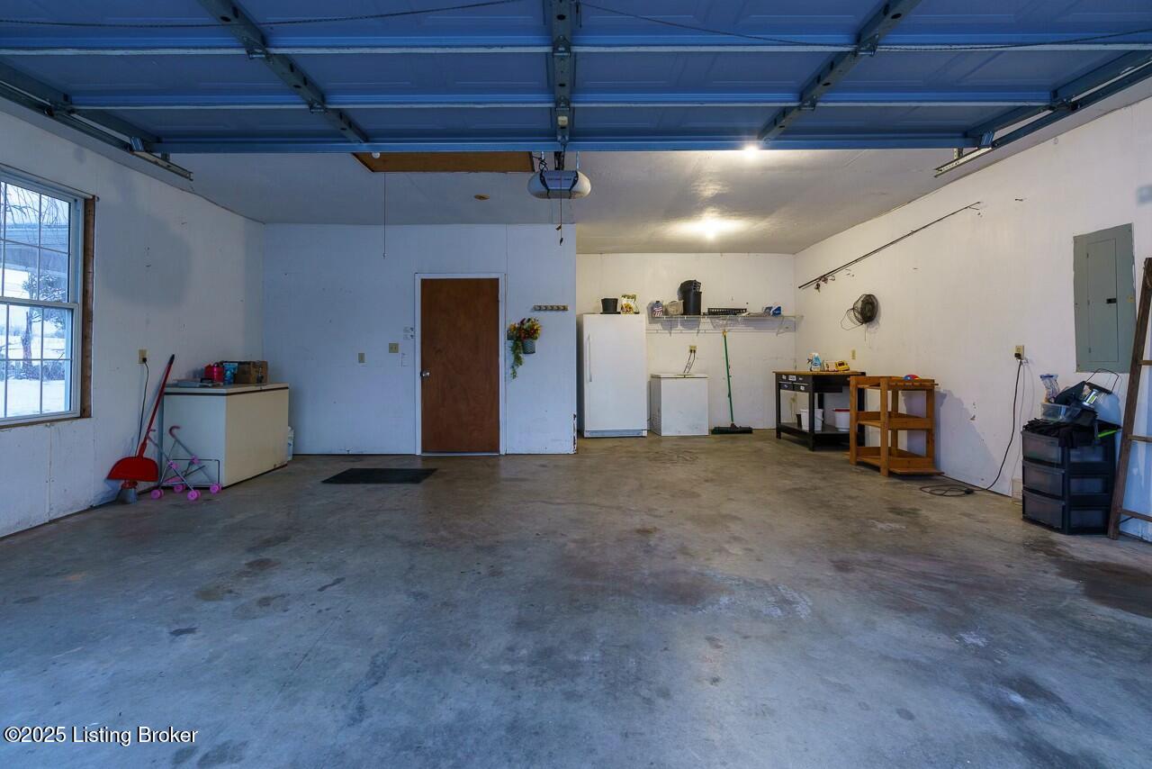 225 Richardson Landing Rd, Payneville, Kentucky image 24