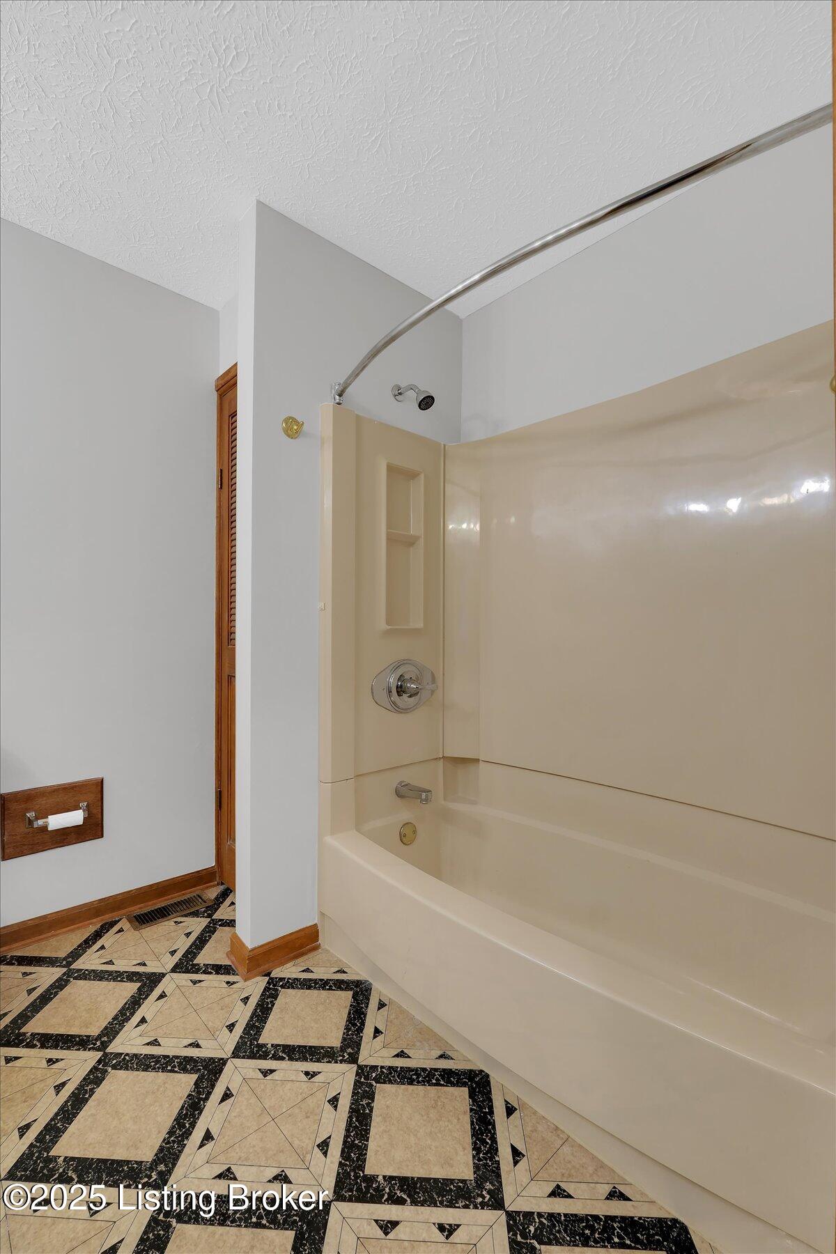 4964 Mulberry Pike, Eminence, Kentucky image 43