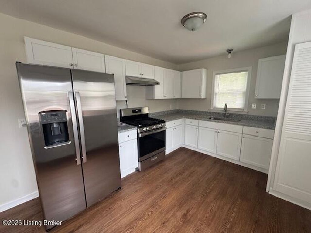 Photo of 1614 Linda Way, Louisville, KY 40216 (MLS # 1714923)