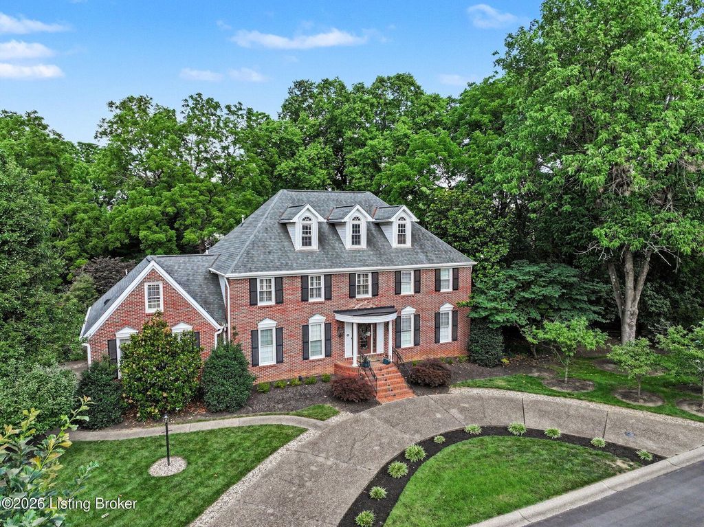 Photo of 312 S Lyndon Ln, Louisville, KY 40222 (MLS # 1723008)
