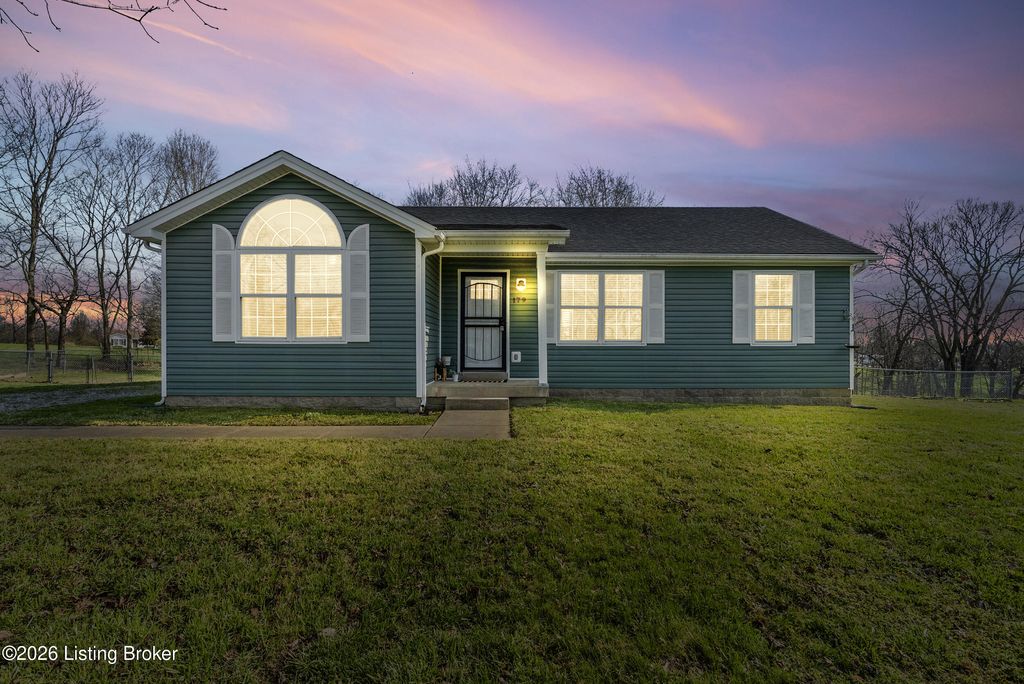 Photo of 179 Evelyn Dr, Taylorsville, KY 40071 (MLS # 1712701)