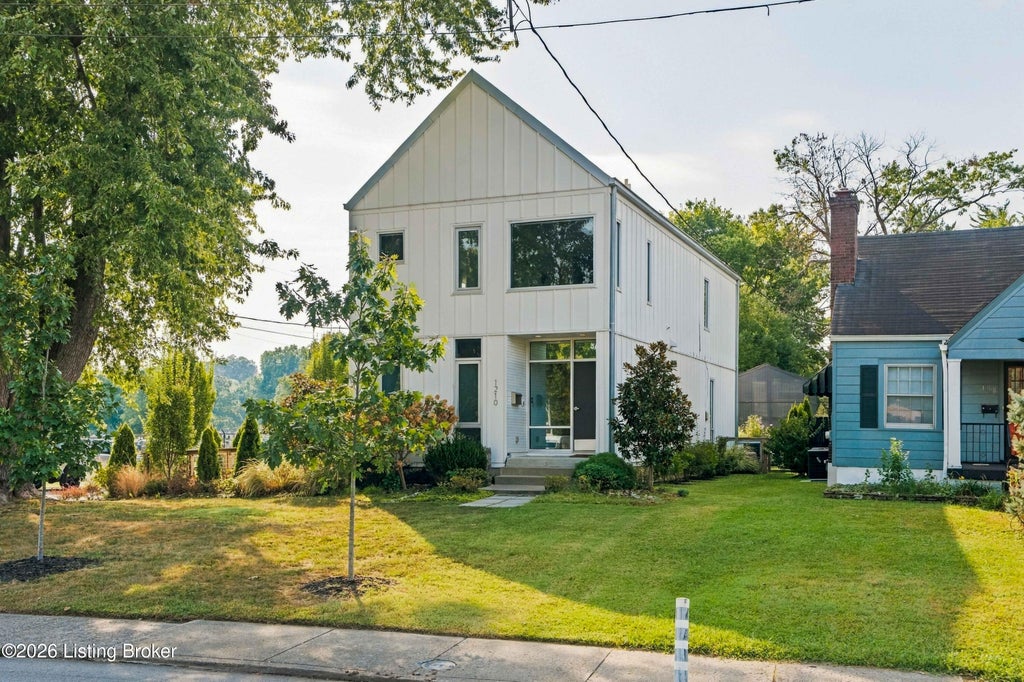 Photo of 1210 Ellison Ave, Louisville, KY 40204 (MLS # 1729476)